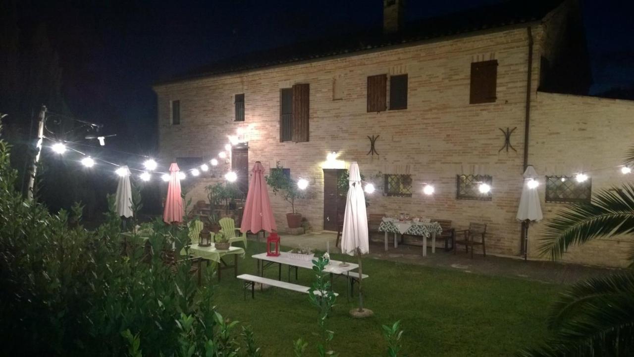 Affitta Camere Il Pettirosso Фермо Экстерьер фото