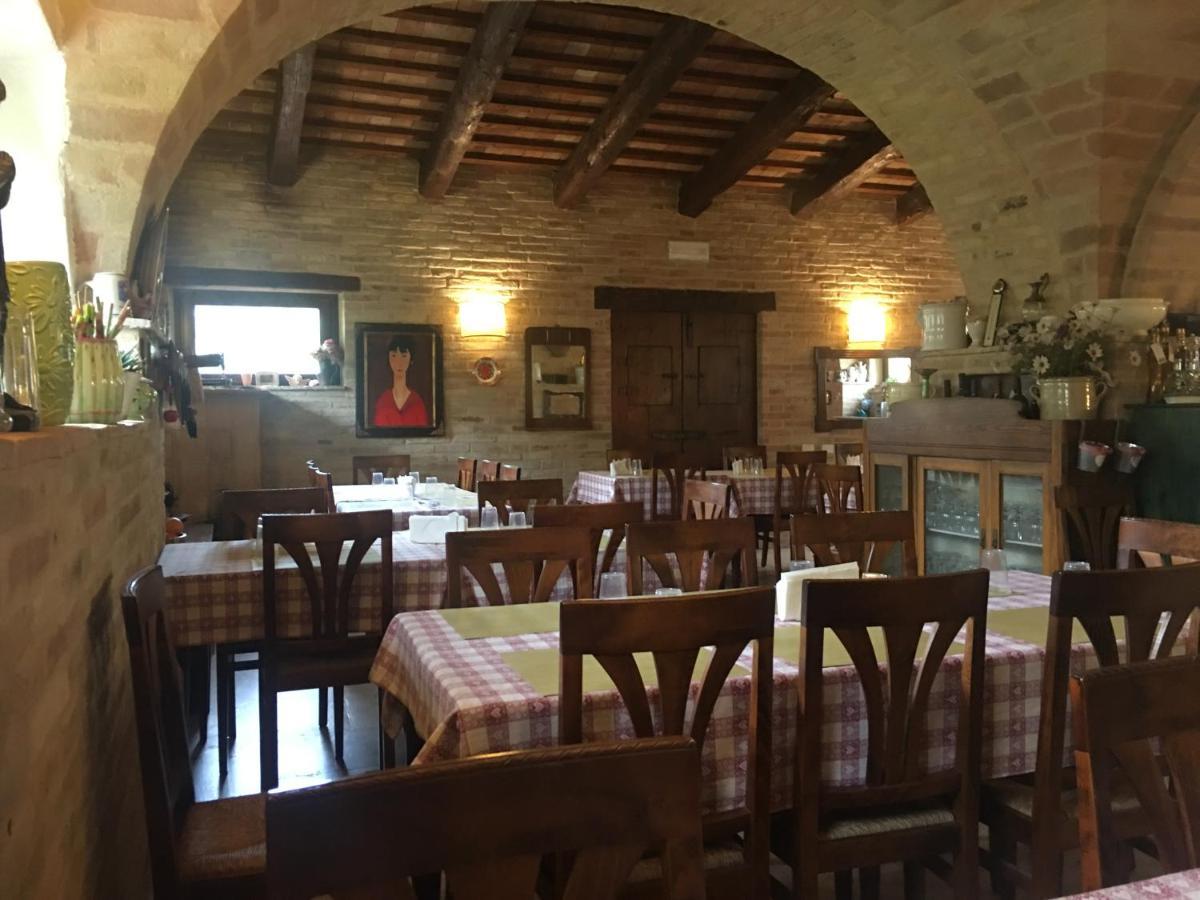Affitta Camere Il Pettirosso Фермо Экстерьер фото